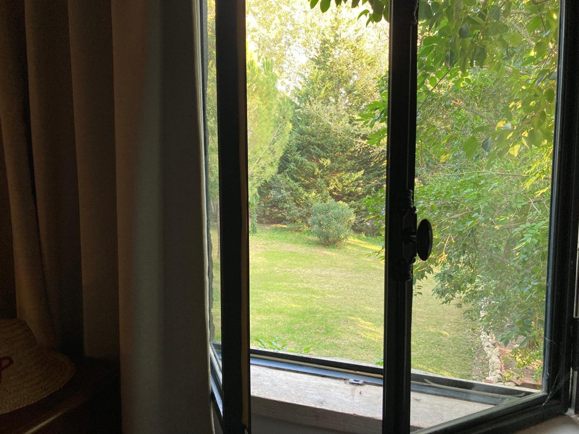 Campagne Baudeloup Bed and Breakfast LʼIsle-sur-la-Sorgue Exteriör bild