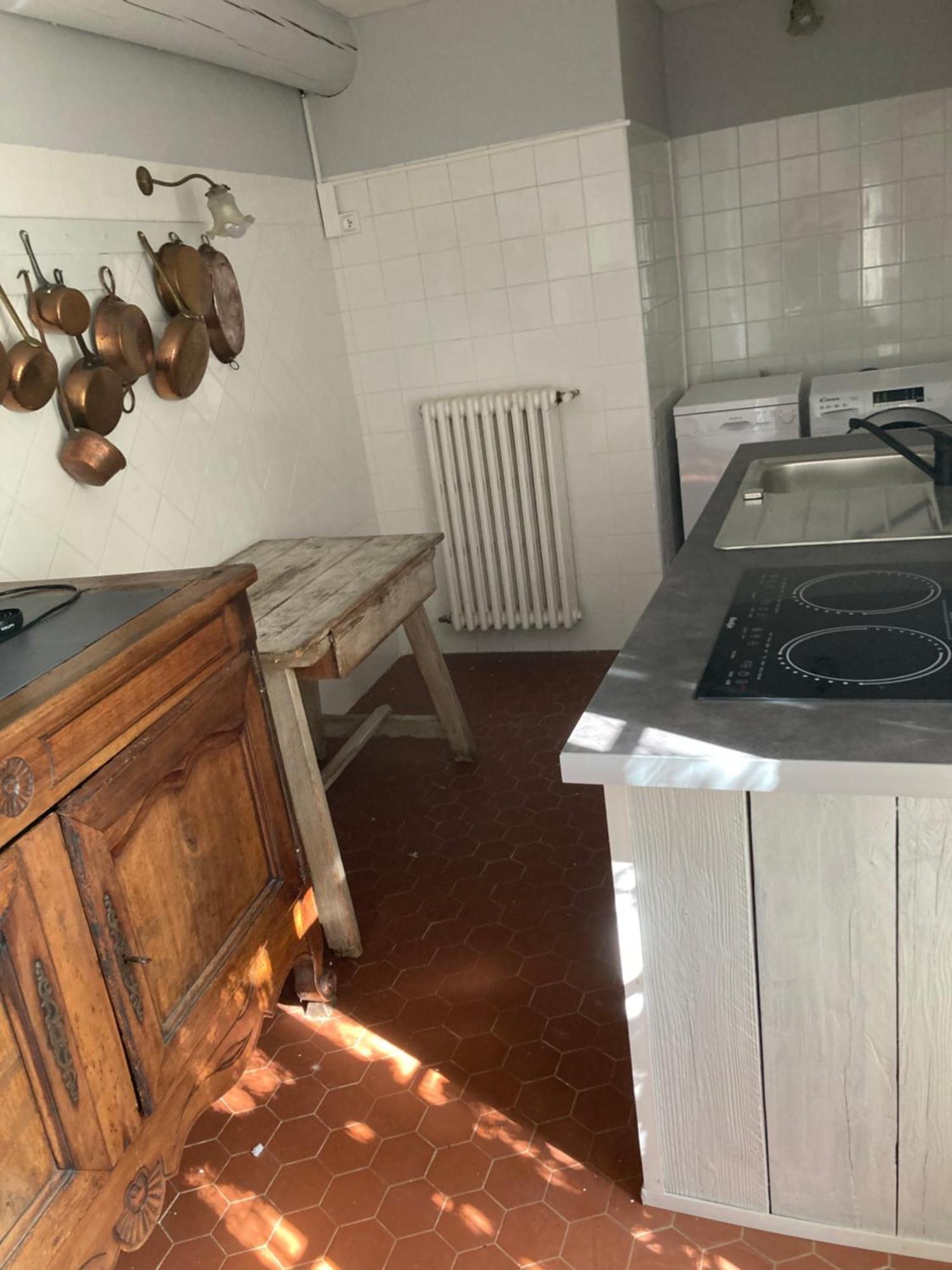 Campagne Baudeloup Bed and Breakfast LʼIsle-sur-la-Sorgue Exteriör bild